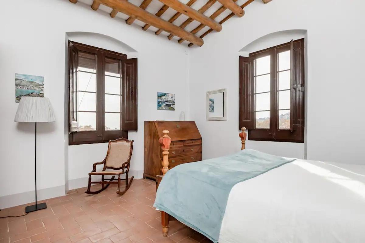 Can Rovira: Neoclassical Mansion Near Barcelona Alella Exterior photo